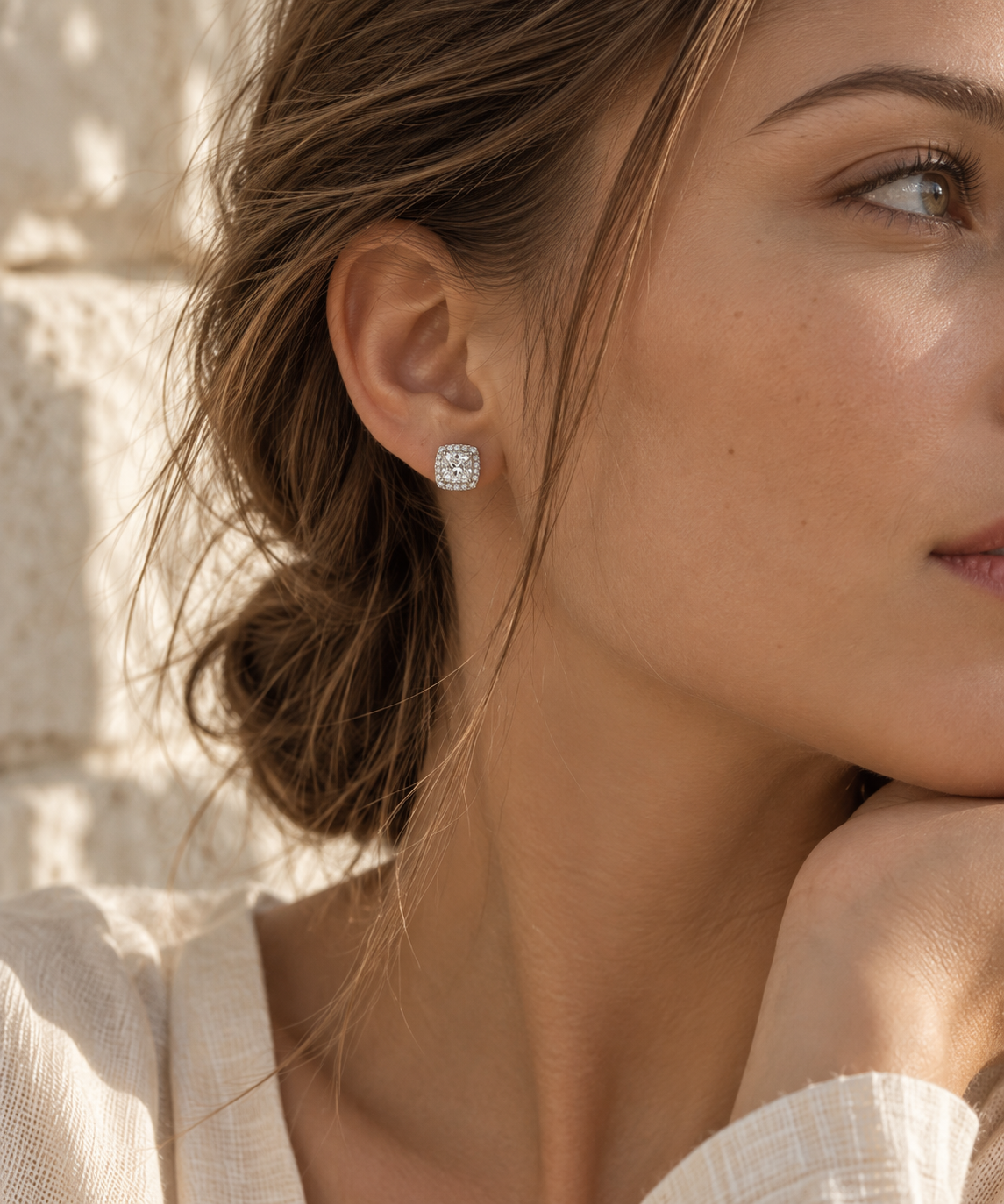 Aros Claire